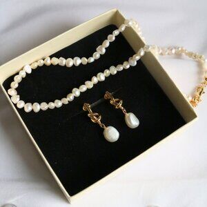 Pearl Necklace